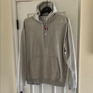 OU OKLAHOMA SOONERS JORDAN SPORT HOODIE - LARGE